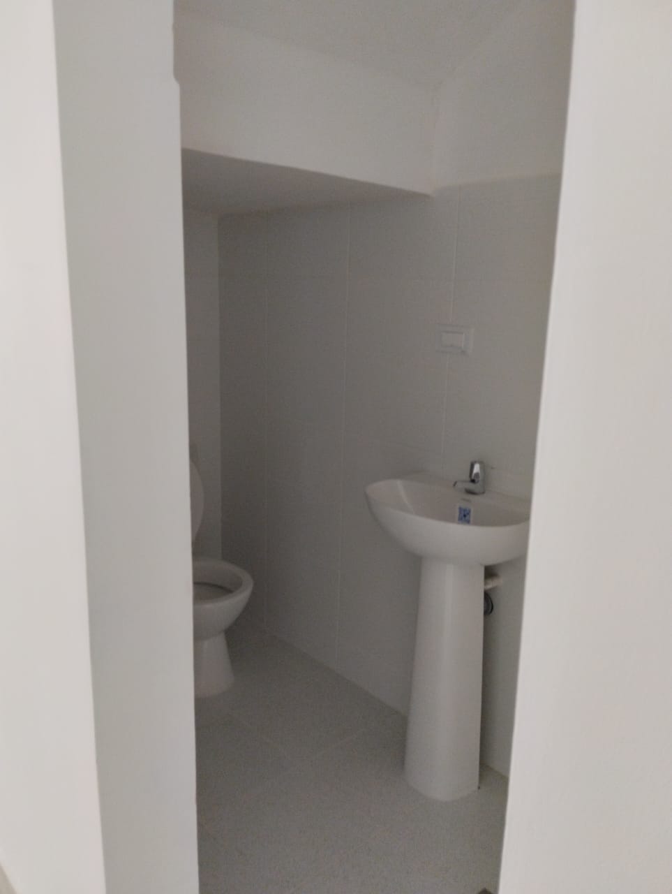 2185